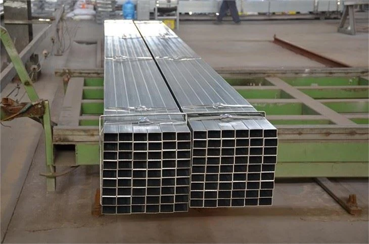 قسم مجوف مربع مجلفن 25 * 25 * 3. 0